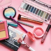 لوگوی فروشگاه محصولات آرایشی و بهداشتی بِلفه